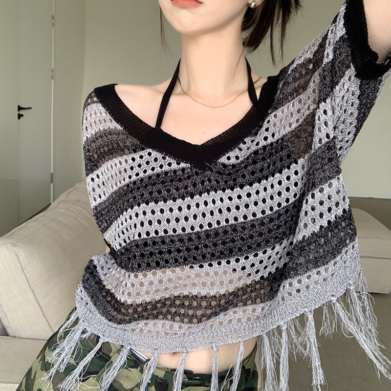 Áo Dệt Kim Tay Dài Dáng Rộng Cổ Chữ V Phối Tua Rua Họa Tiết Kẻ Sọc Thời Trang Hàn Quốc Cho Nữ