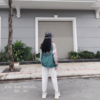 Áo bomber màu xanh lá lạ