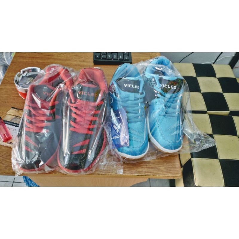 giày cầu lông chính hãng vicleo