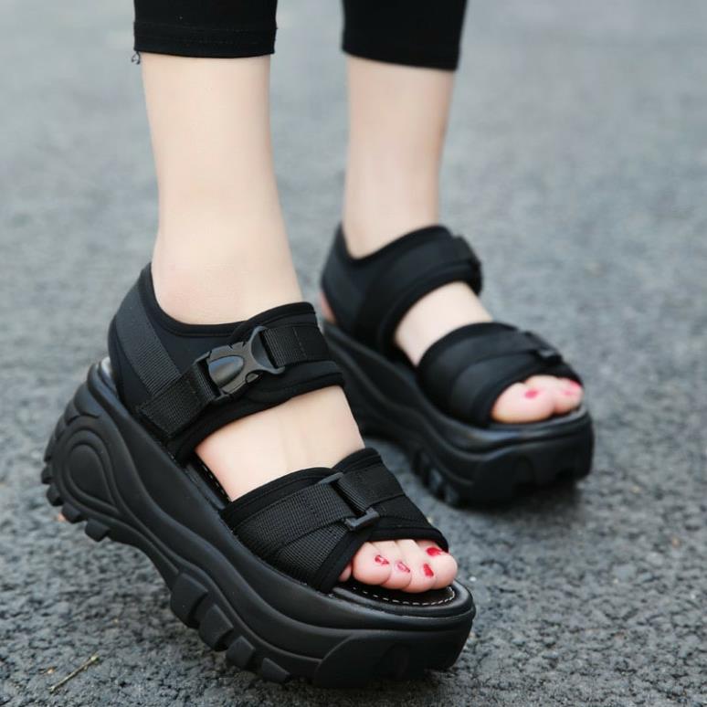 Sandal nữ Hàn Quốc đế bánh mì siêu nhẹ siêu êm màu đen đỏ MA