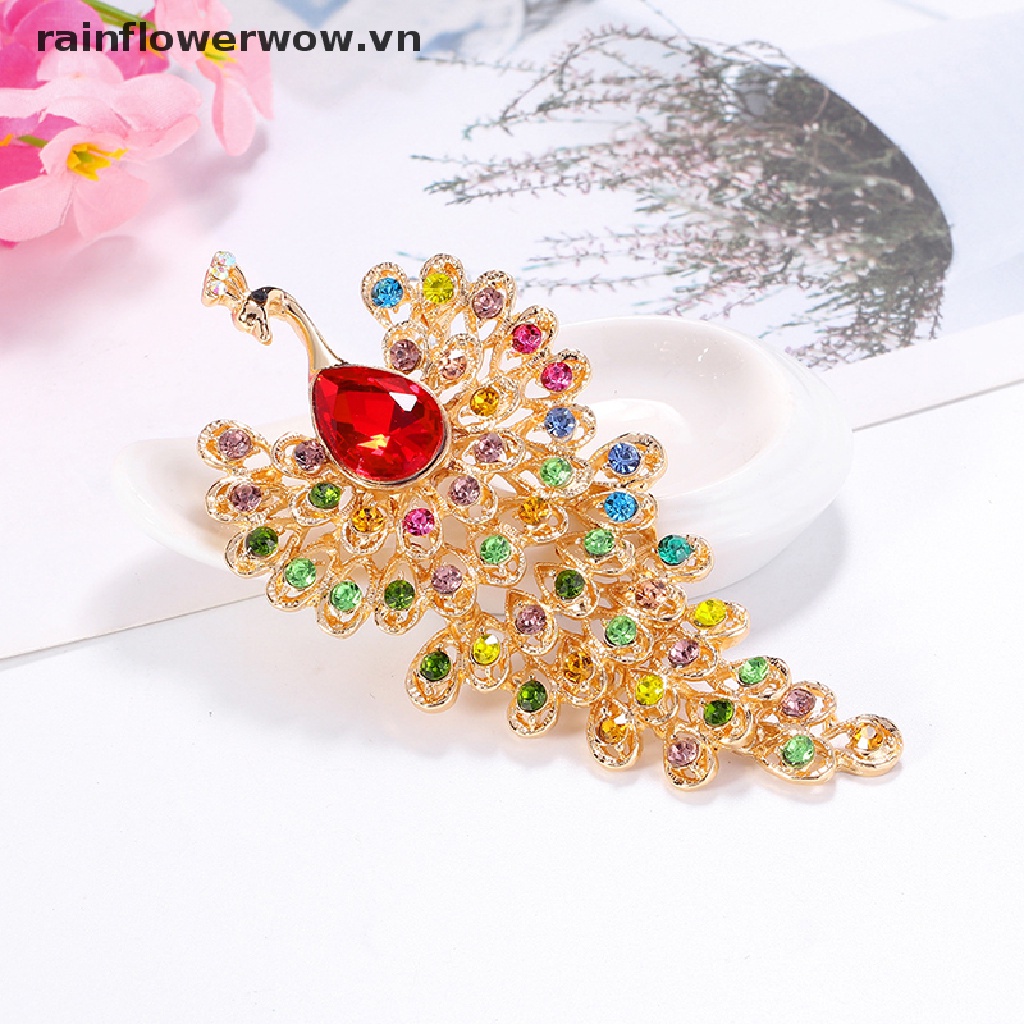 Ghim Cài Áo Hình Con Công Có 3 Màu