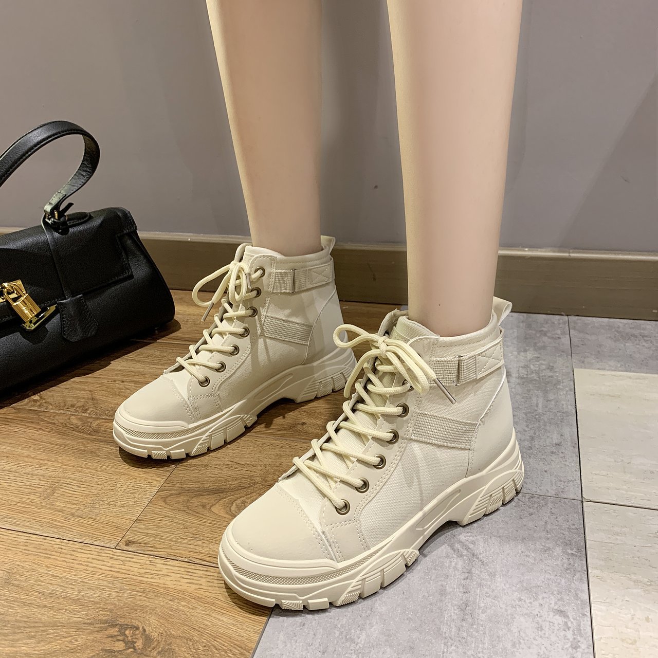 Ready Stock Women Casual High-top Shoes Inner Heightening Short Boots Thick Middle Heel Boots Martin Boots Kasut Fashion Ankle Boots