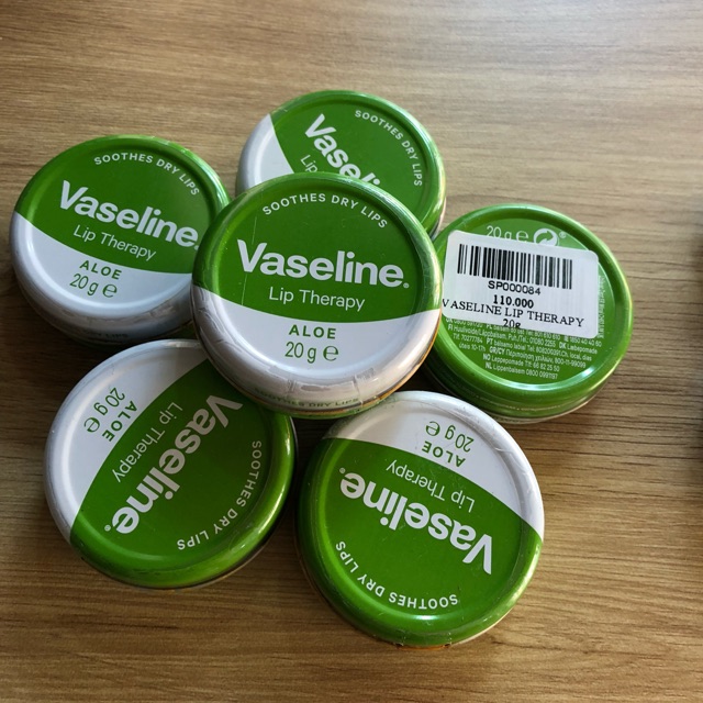 DƯỠNG MÔI VASELINE 3 MÀU