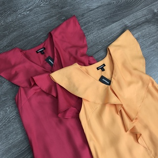 Đầm EXPRESS suông cổ V bèo 2M