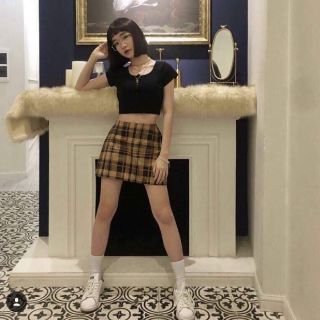CROPTOP GÀI NÚT