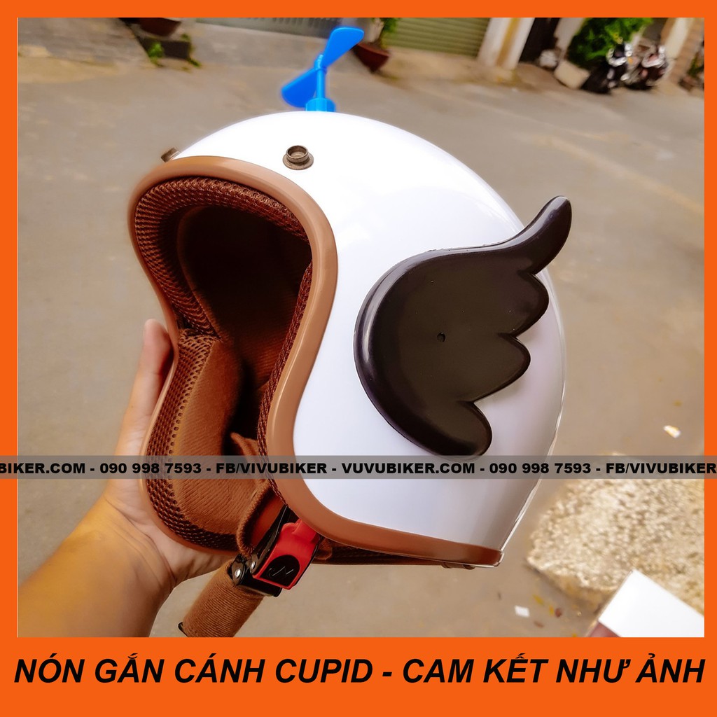 Mũ nón bảo hiểm 3/4 màu trắng lót nâu gắn cánh thiên thần Cupid và chong chóng