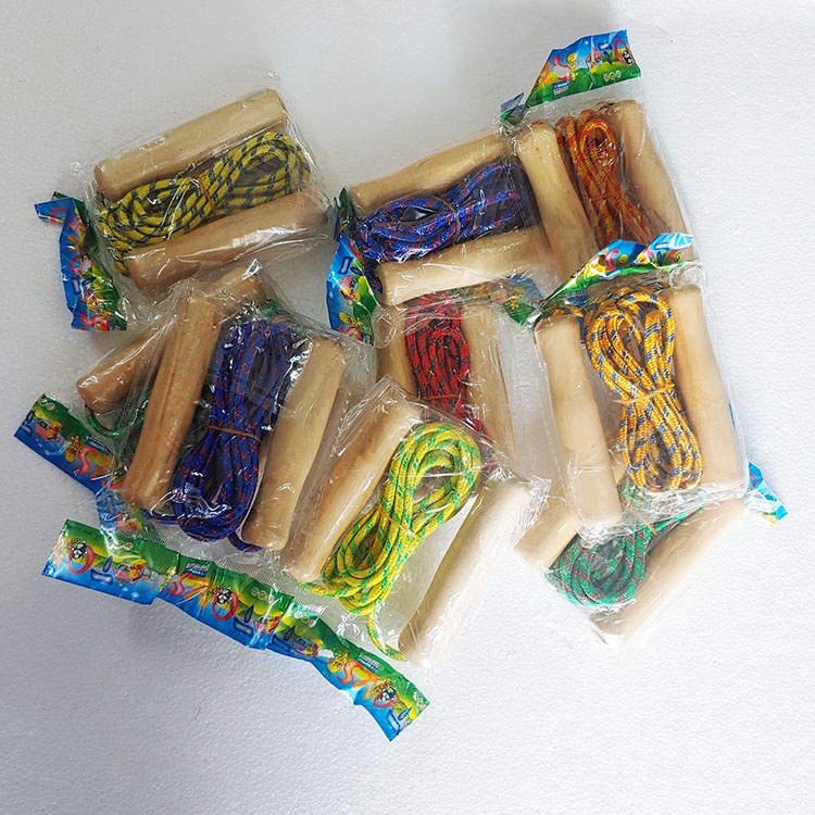 Dây nhảy cán gỗ giá rẻ