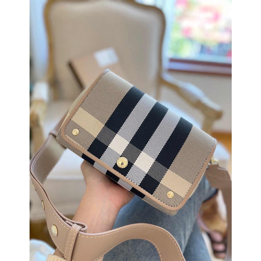 Túi Đeo Chéo Burberry Thời Trang Sang Trọng Cho Nam Nữ