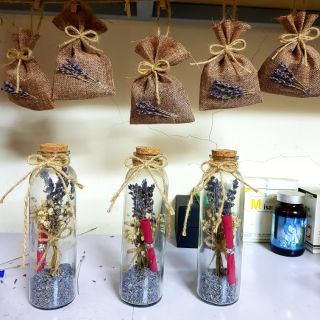 Lọ ước ( lọ thủy tinh hoa oải hương pháp)