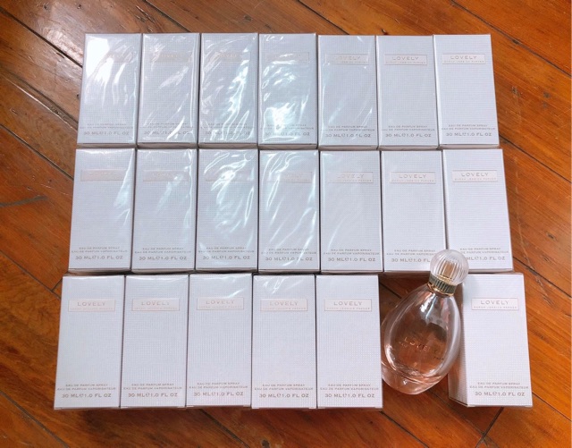 Nước hoa Lovely by Sarah Jessica Parker EDP Spray / Chuẩn authentic