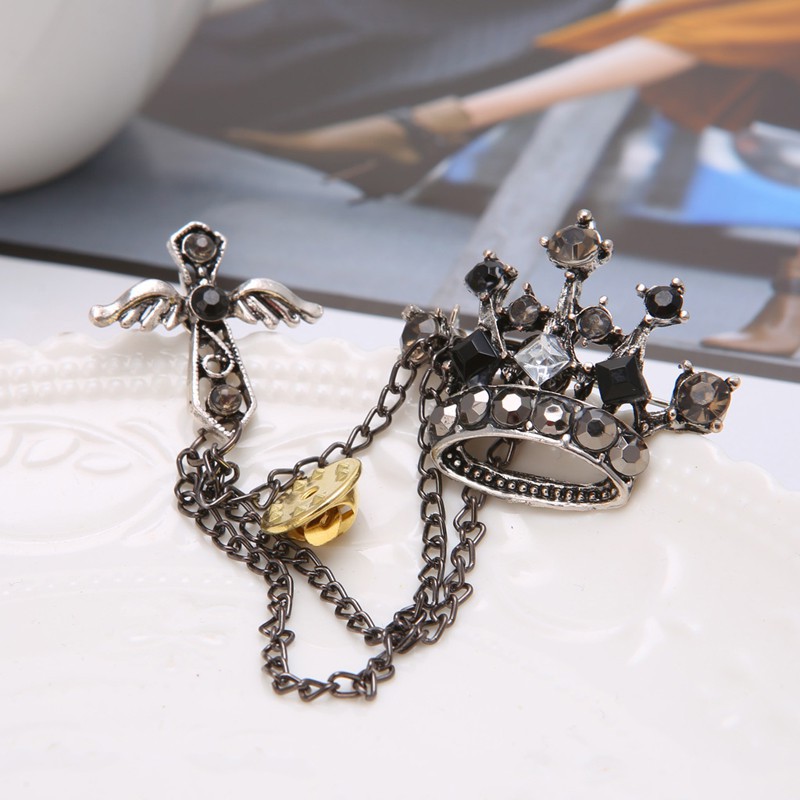 Huy hiệu cài áo hình chữ thập vương miện đính đá thời trang cho nam