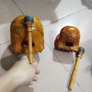 Dùi bọc cao su và đế chuông, mõ