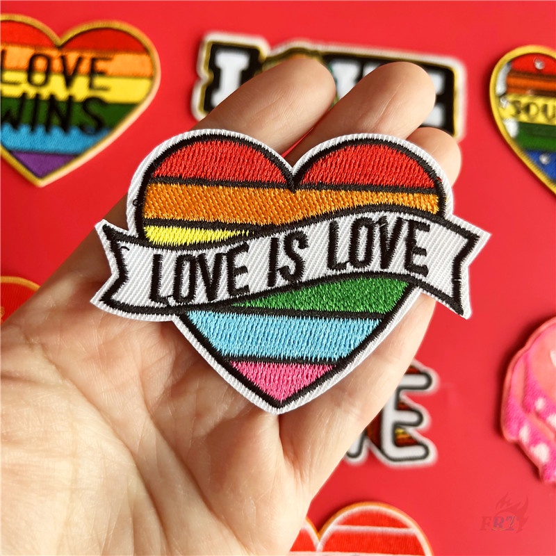 ☸ Tình Yêu Là Tình Yêu - Miếng Dán Vá Sắt ☸ 1 Miếng Dán Patch Ủi Hình Trái Tim Nhiều Màu Sắc