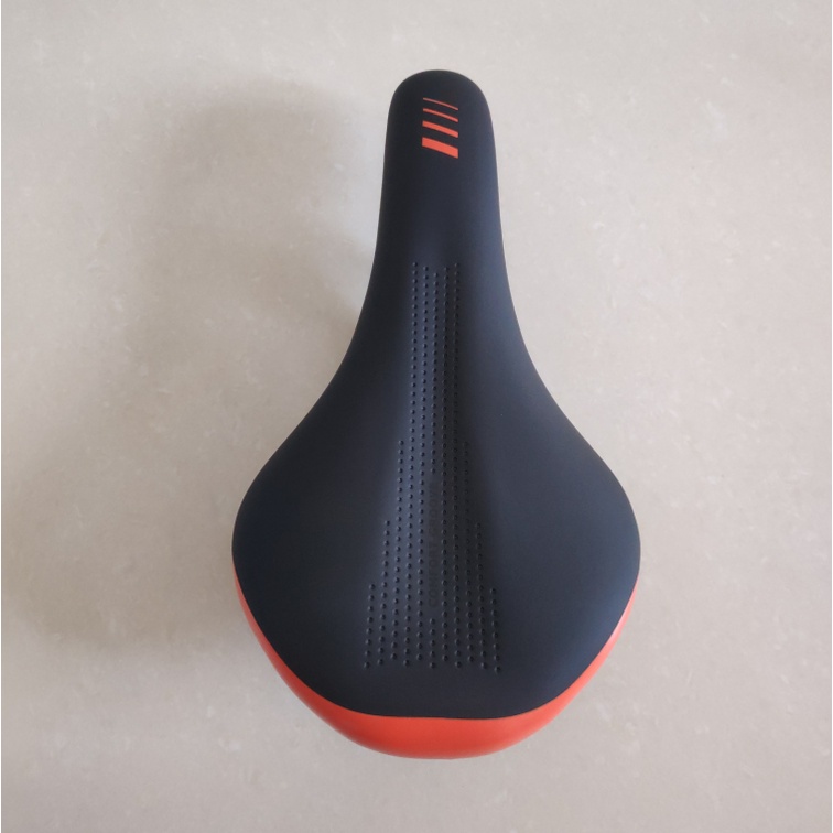 YÊN GIANT ATX 830 / Comfort Groove