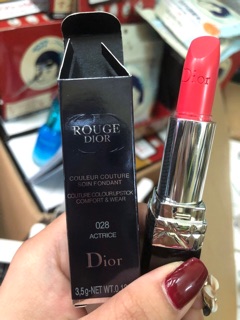 Son Dior Rouge màu 028