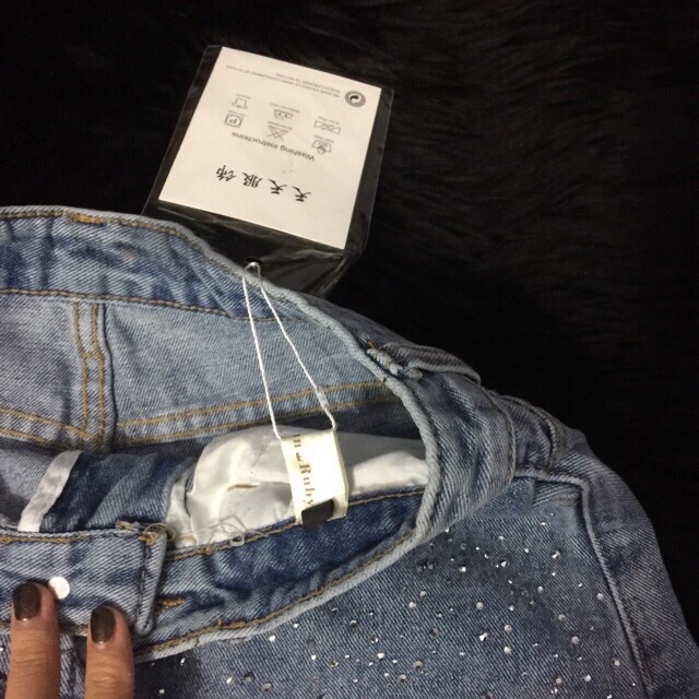 Xả thanh lý Short bò đính đá free size dưới 53kg.