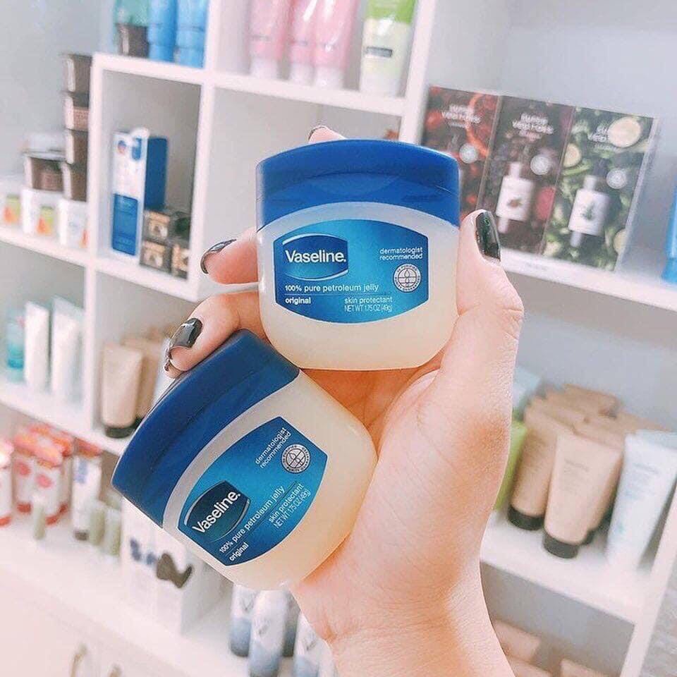 Sáp dưỡng ẩm chống nứt nẻ Vaseline 100 Pure Petroleum Jelly 49g Hàng Mỹ - Sáp Dưỡng Nẻ VASELINE Đa Năng