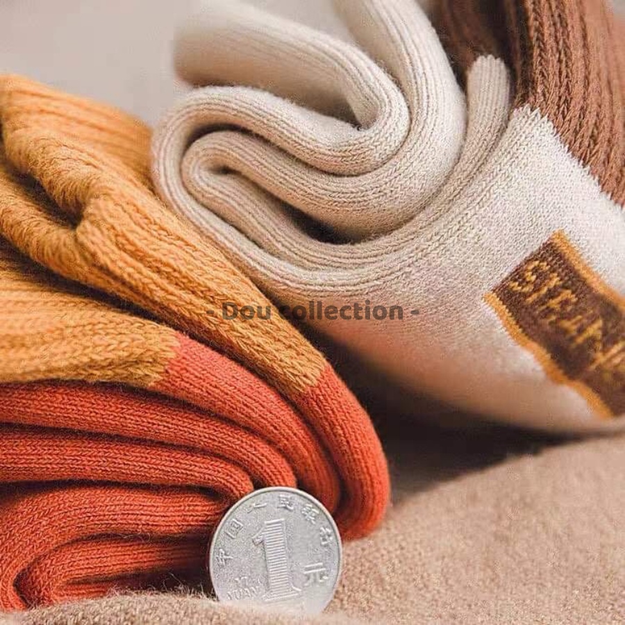 [Nowship2h] Vớ Tất Len Unisex Cổ Cao Trơn Đan Len Dày Họa Tiết STRANGER Thời Trang Vintage Thu Đông - Mã TV027