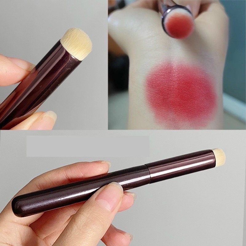 😍😍😍😍😍Cọ tán môi - che khuyết điểm 2in1