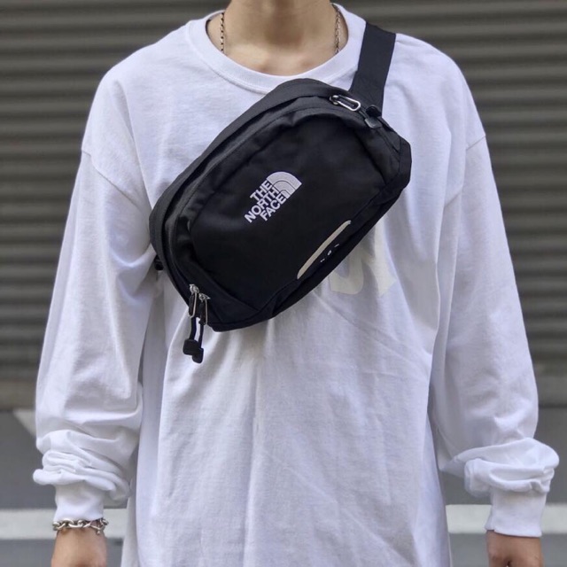 Túi đeo TNF ROO