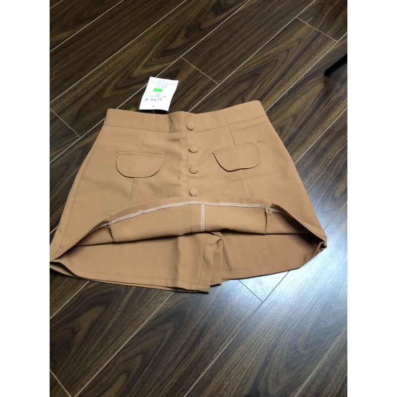[store 86] Chân váy chữ A 5 cúc nắp túi | BigBuy360 - bigbuy360.vn