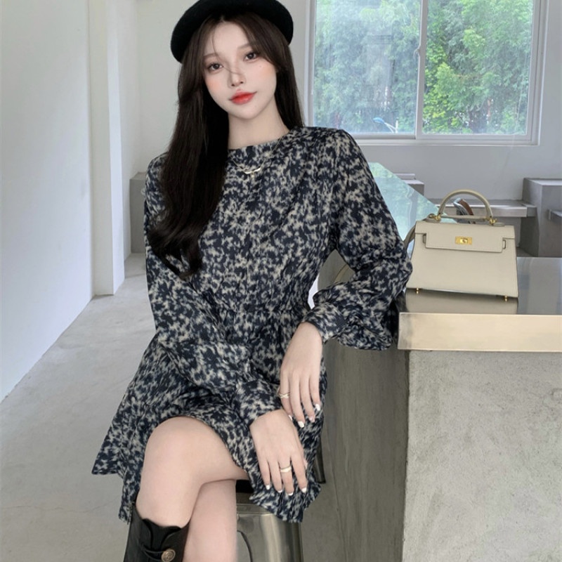 Đầm nữ tay dài họa tiết hoa thanh lịch thời trang