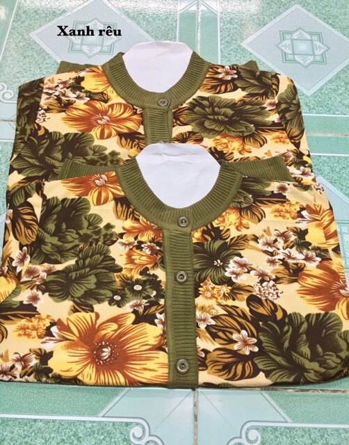 Áo len hoa trung niên | BigBuy360 - bigbuy360.vn