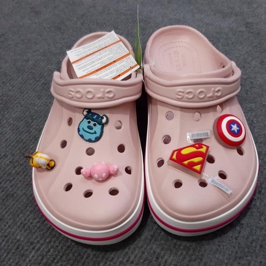 Dép sục cross cho bé gái màu BAY a hồng từ 2 tuổi đến 14 tuổi tăng kèm sticker gắn dép