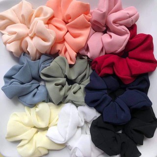 Dây buộc tóc Scrunchie màu hồng