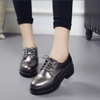 Giày Oxfort đế bánh mì da bóng đế viền đinh-260k