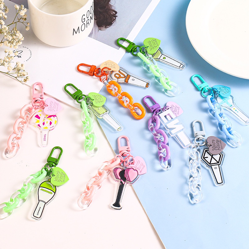 Móc Khóa Acrylic Trong Suốt In Hình Các Thành Viên Nhóm Nhạc Kpop Bts