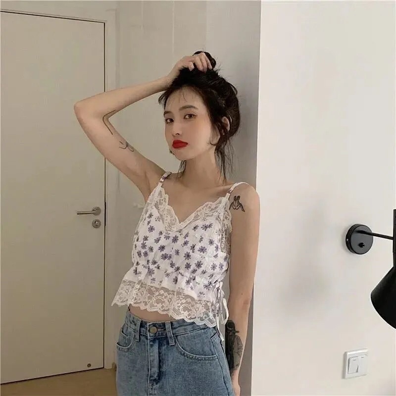 Áo hai dây hoa nhí mặc kèm thun trắng nữ tính - ảnh thật cuối