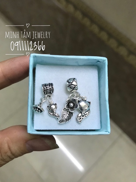 Charm bạc hồ ly ôm hoa lá bạc Thái S925-Minh Tâm Jewelry