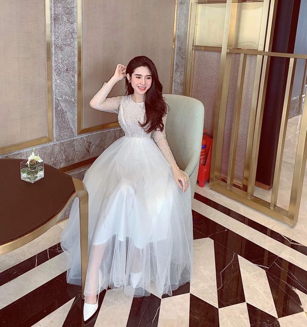 ẢNH VÀ VIDEO THẬT 10000%   Đầm xoè đính đá