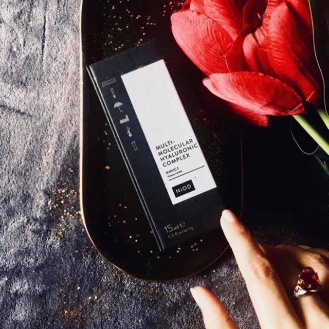 Serum cấp nước Niod Multi-Molecular Hyaluronic Complex MMHC2
