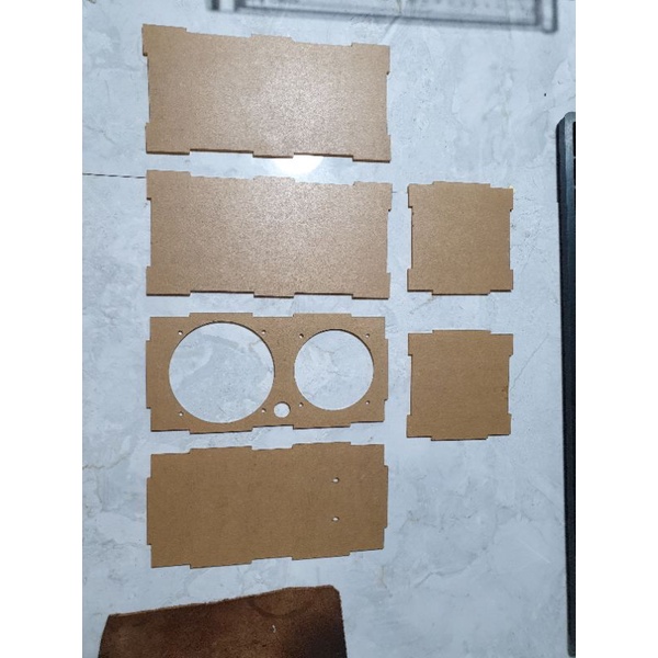 Cắt Mica theo yêu cầu - cho AE chế độ