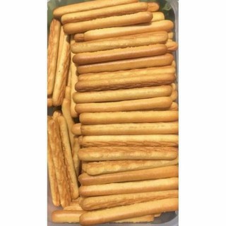bánh que đũa bơ sữa