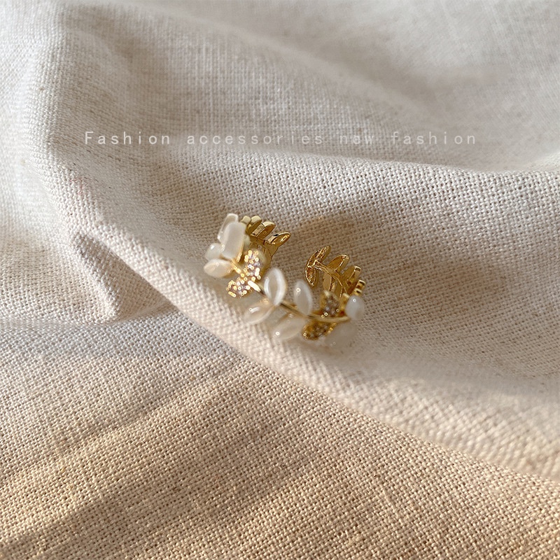 Nhẫn đeo ngón tay thiết kế chiếc lá đính đá opal thời trang dành cho nữ