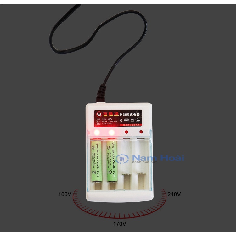 Bộ Sạc 4 Pin Tiểu AA/AAA BMAX 220V