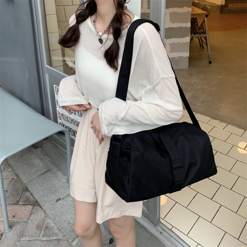 Túi đeo chéo cỡ lớn thiết kế đơn giản thời trang cho nữ