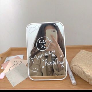 Trả hàng order Gương kèm bút vẽ