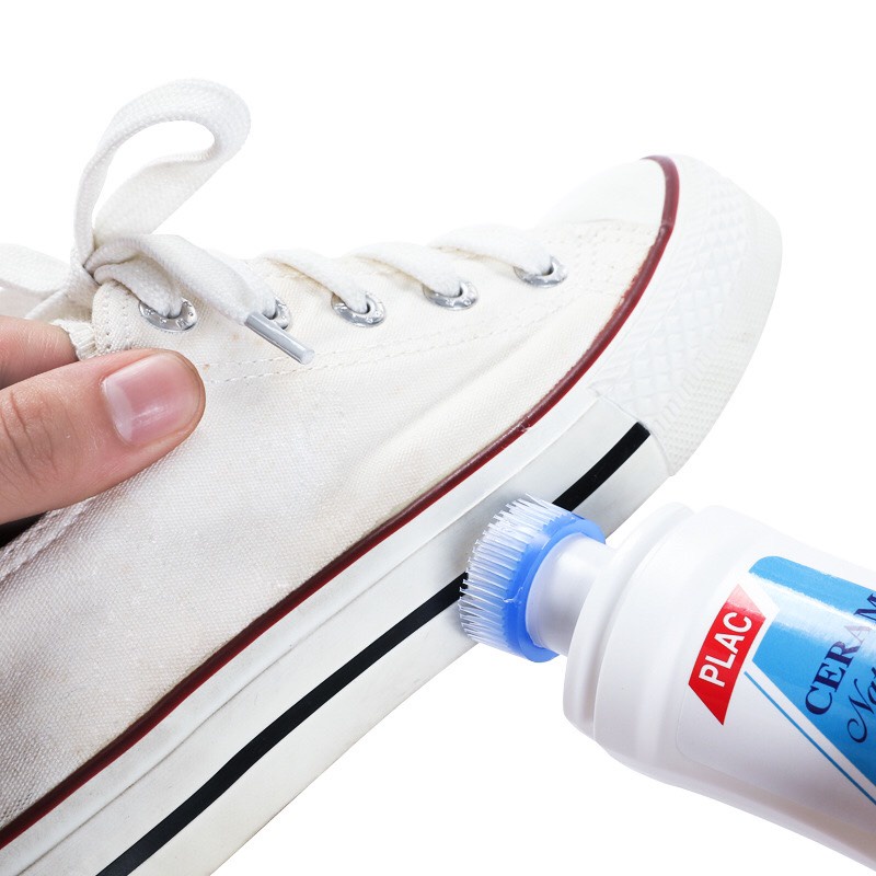 Chai xịt tẩy trắng giày dép, vệ sinh giày dép cực sạch và tiện dụng - Boomart