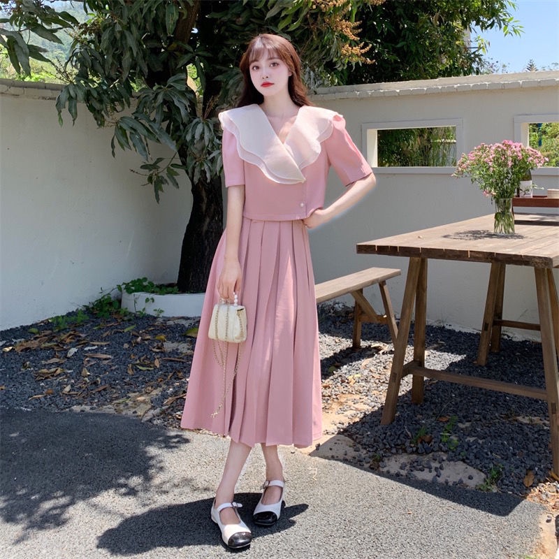 2022 summer new French bubble sleeve temperament lotus leaf collar short jacket + A pleated skirt two sets