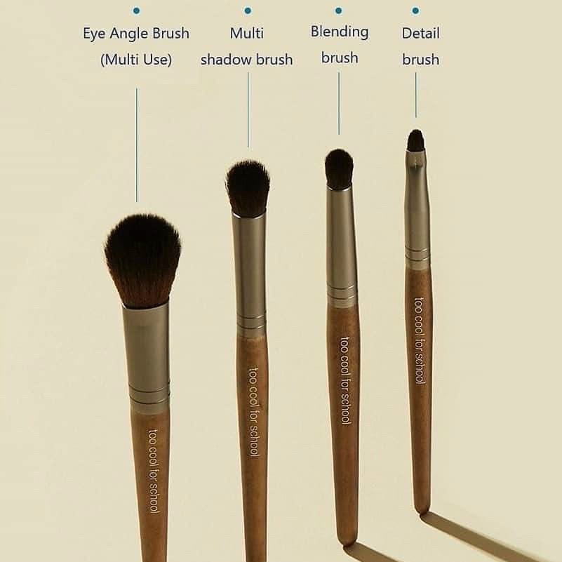 Set cọ trang điểm TOO COOL FOR SCHOOL đa năng tiện lợi kèm túi da đựng