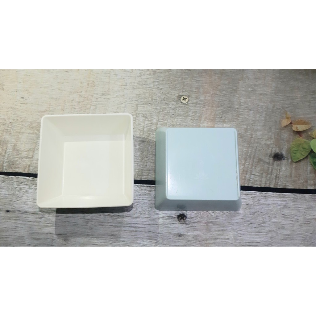 5 Khay nhựa sâu lòng 9X9 cm đồ dùng hàng không