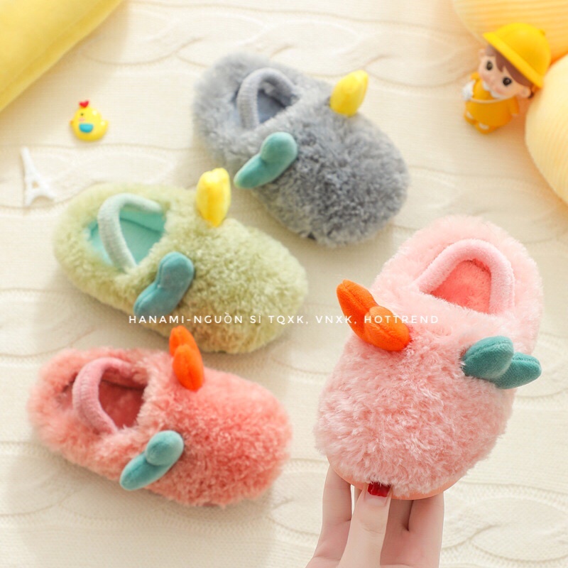 [Độc] Dép bông cho bé từ 1-3 tuổi có quai sau, chống trơn trượt, cực kì dễ thương