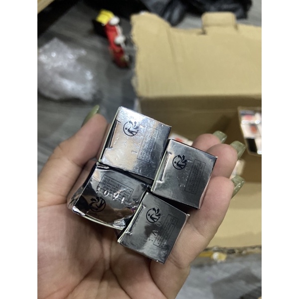 Thanh lí son dưỡng Dior chạm đầu các màu