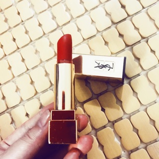 Son YSL đã qua sử dụng màu 201