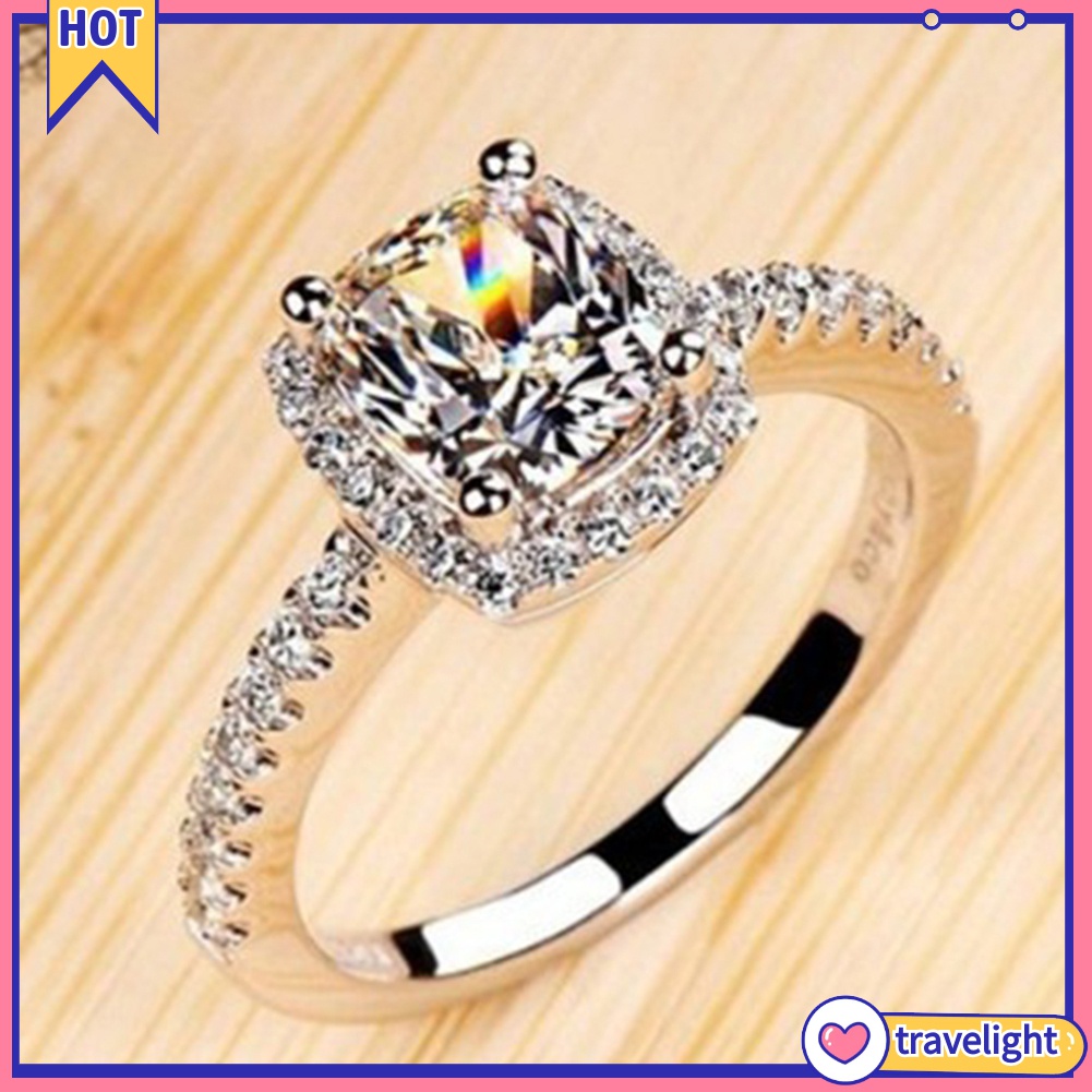 Nhẫn Đính Hôn Đính Đá Zircon K1