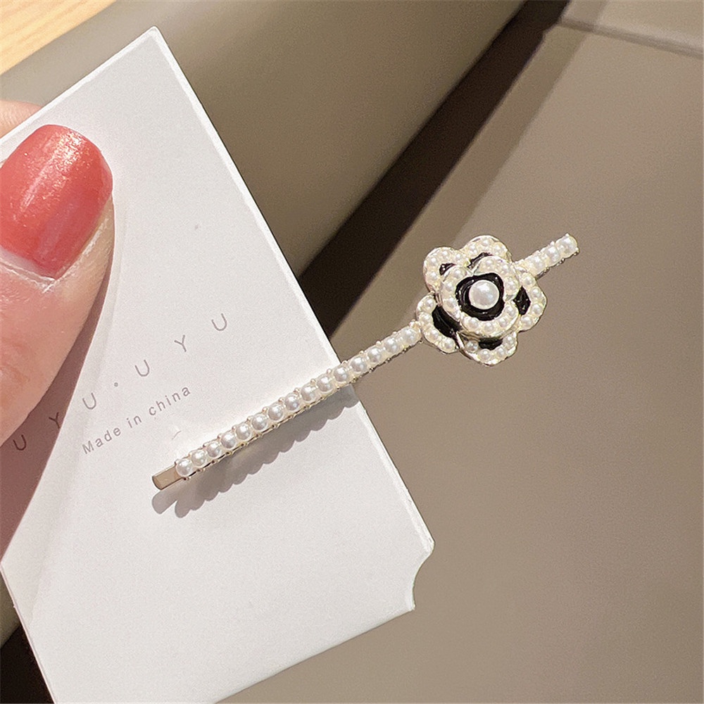 1 Kẹp Tóc Hình Hoa Trà Đen Đính Ngọc Trai Giả Phong Cách Retro Pháp Dành Cho Nữ